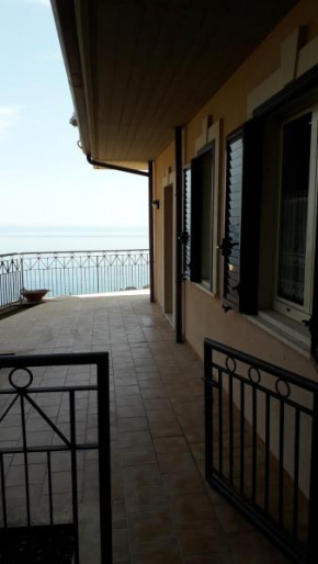 Отель Appartamento incantevole a Taormina - Casa Ninetta, Таормина